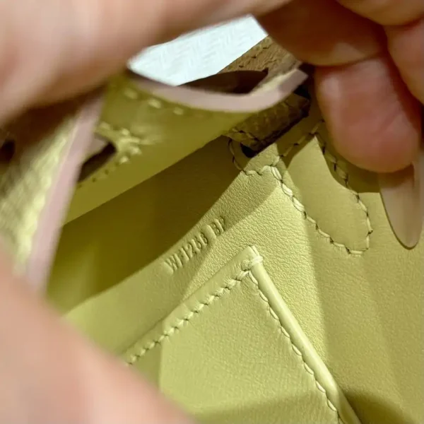 Hermes Kelly Jaune Poussin - Image 10