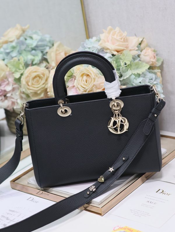 Dior Handbag Black Pebbled Calfskin - Image 4