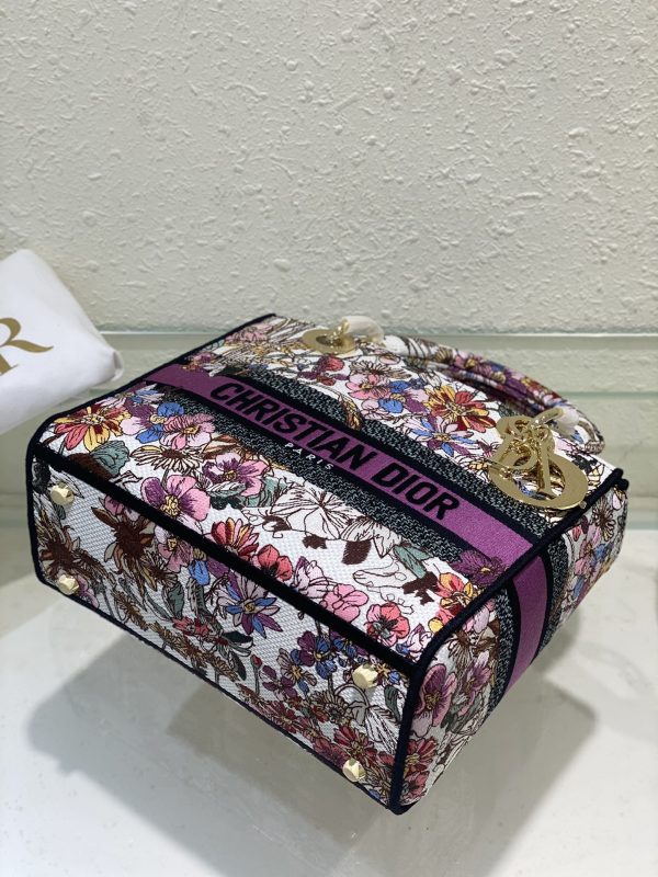 Lady Diana Embroidered Multi-colored Flowers Bag - Image 7