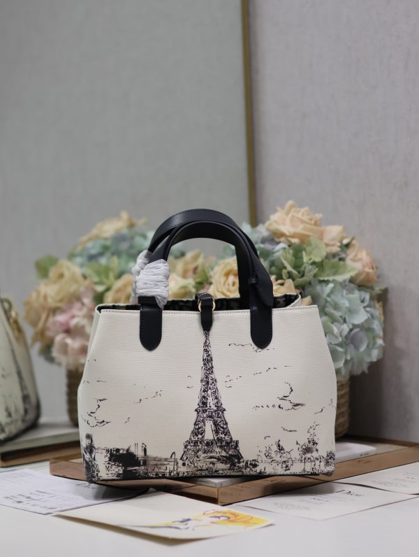 Medium Dior Toujours Eiffel Tower Handbag - Image 4