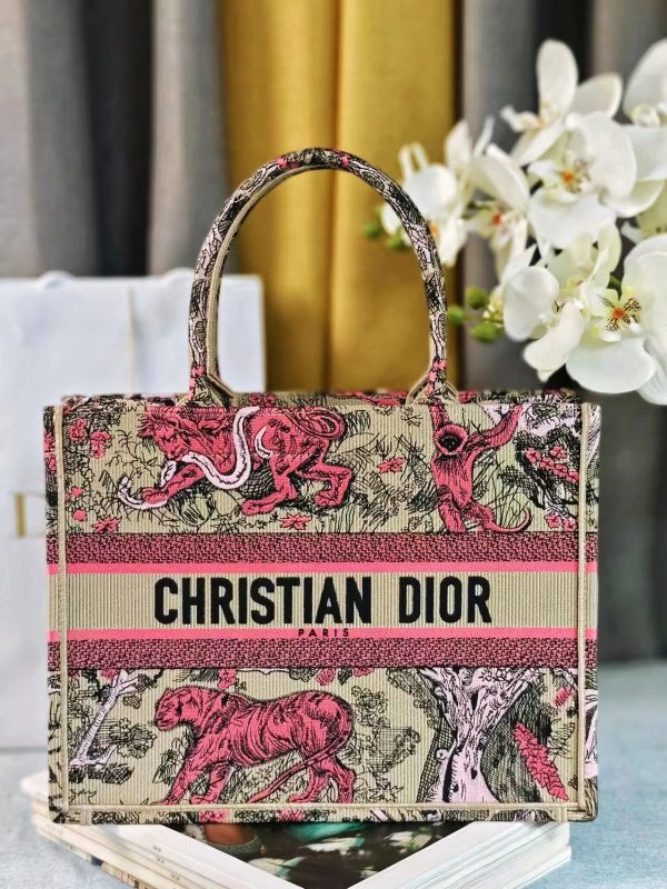 The Dior Book Tote Pink Color - Image 3