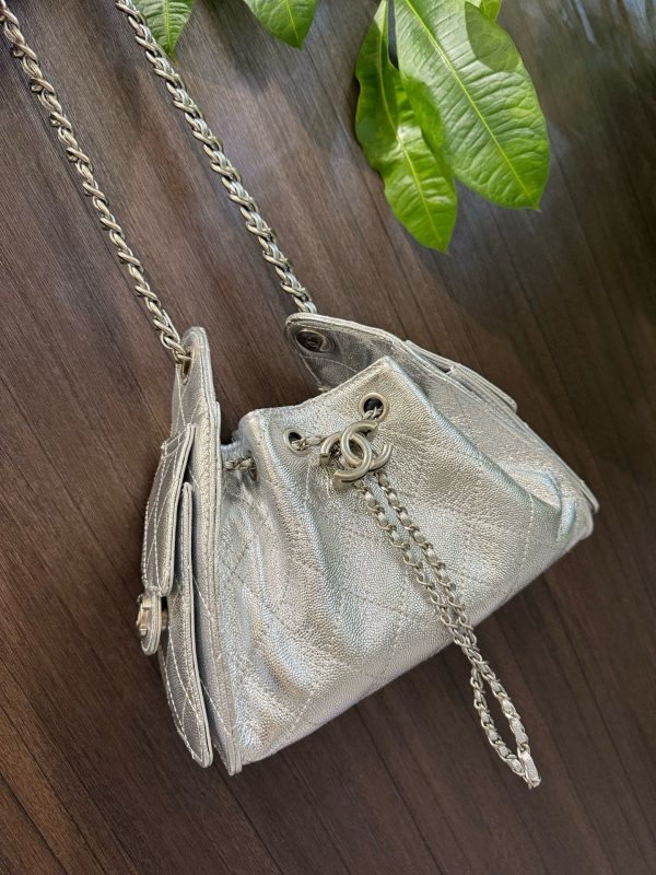 CHANEL Drawstring Bucket Bag - Image 7