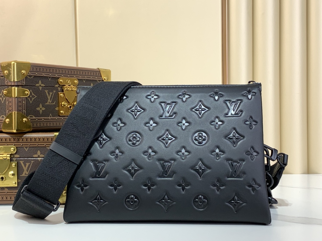 Voyager Small Messenger Bag LV buckle