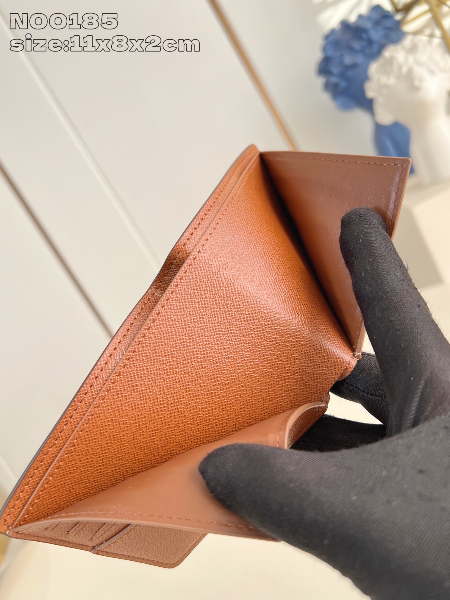 LV Slender Wallet - Image 4