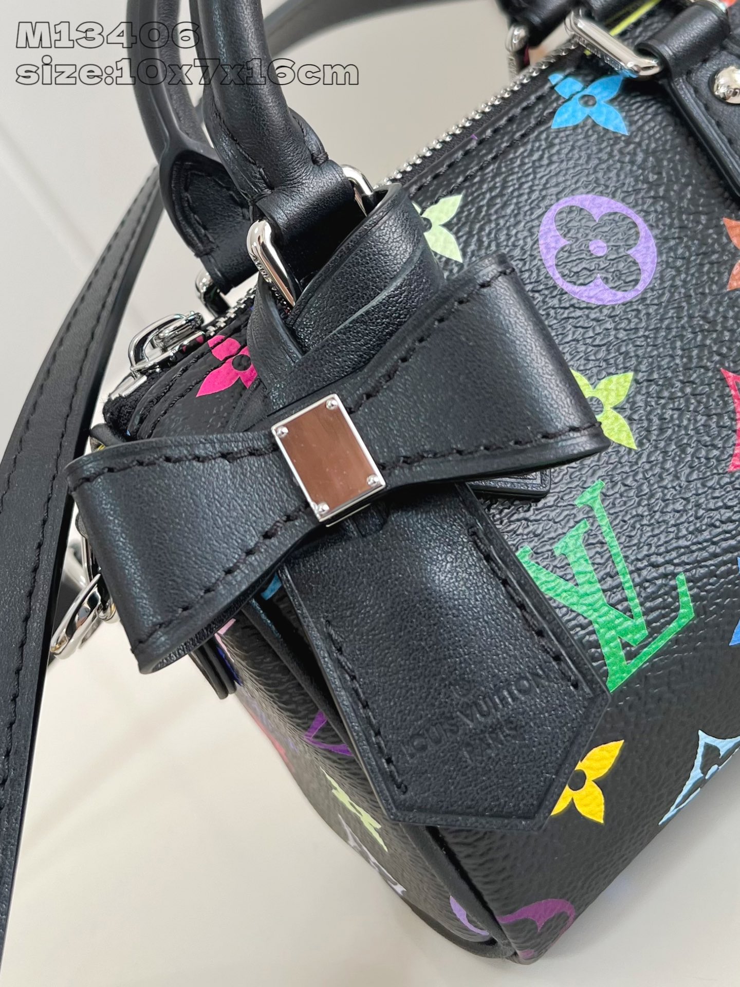 LV Black Nano Speedy Handbag - Image 4