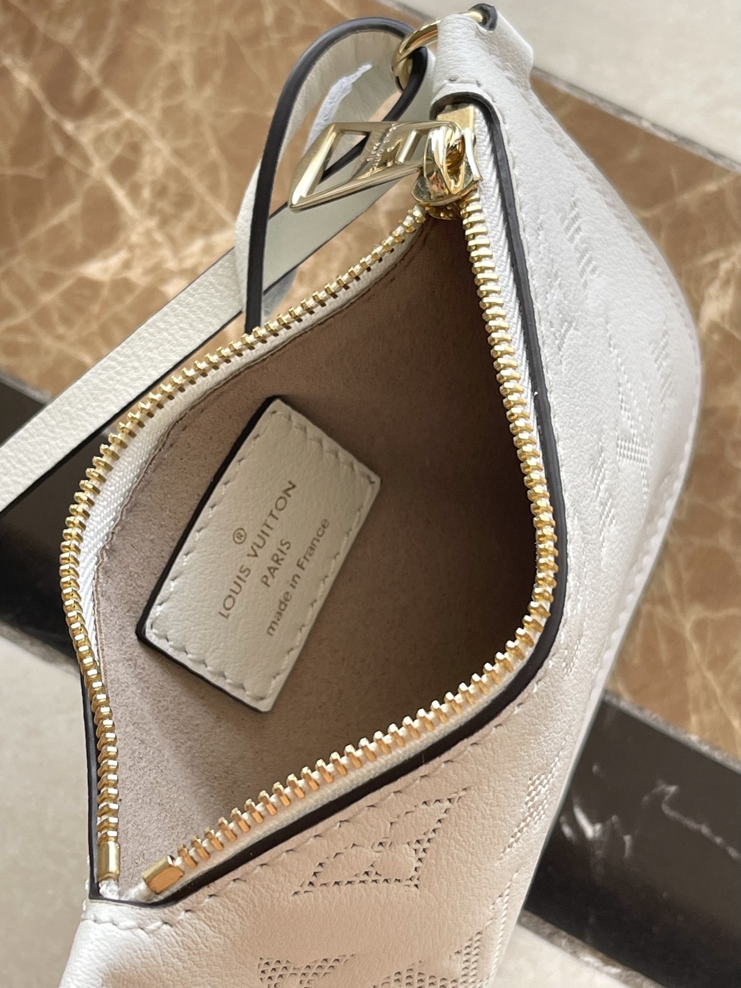 White LV Bundle bag - Image 8