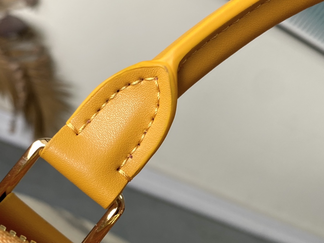 Keepall Yellow Monogram 50 Travel Bag - Image 9