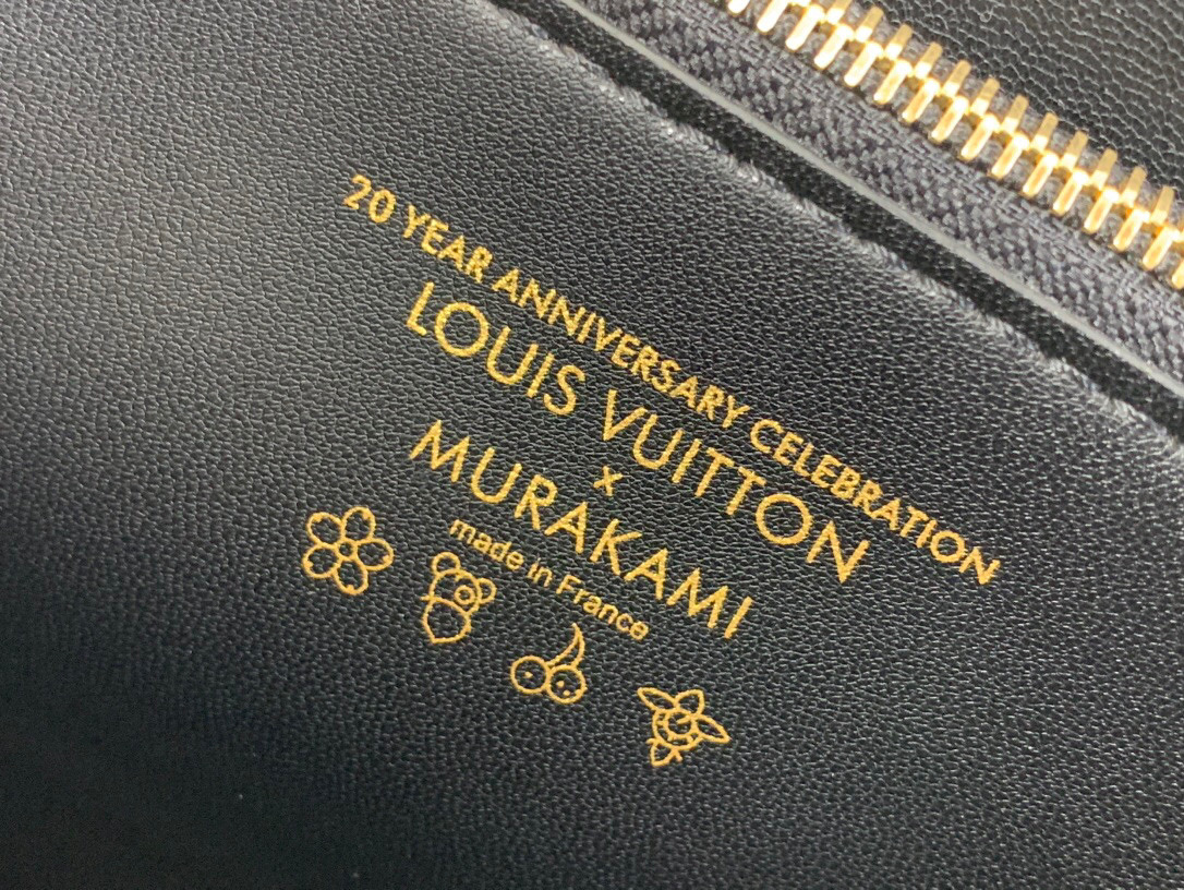 Medium Twist Slim Bag Black - Image 8