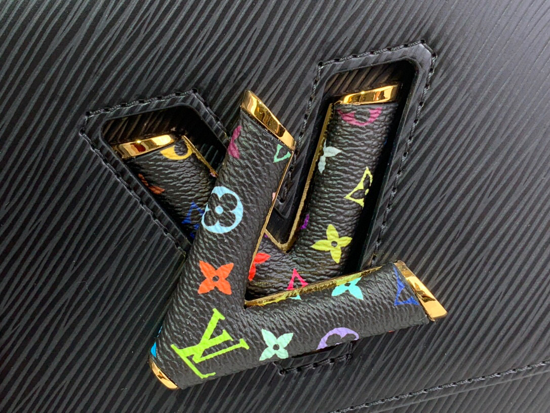 Medium Twist Slim Bag Black - Image 6