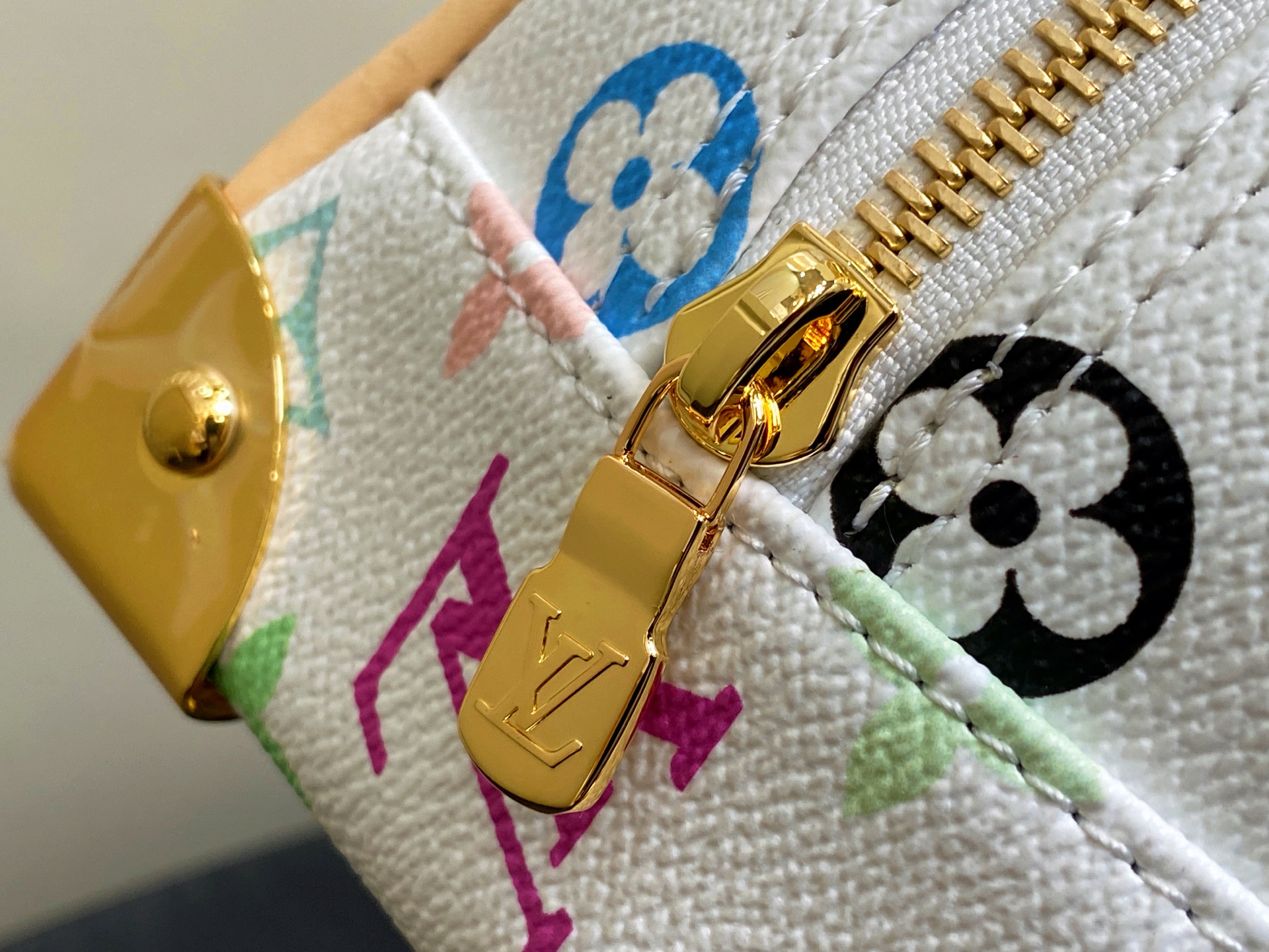 White Bowling LV x TM Handbag East West - Image 11